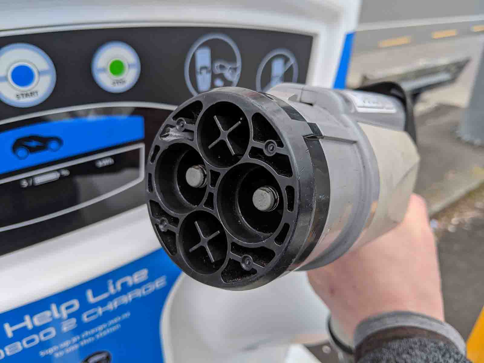Electric vehicle charging chademo connector