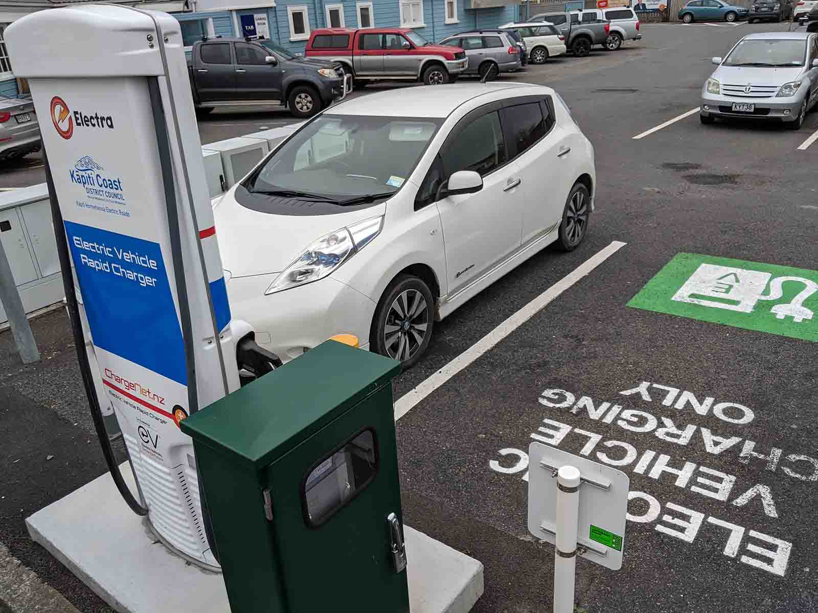 Raumati electric vehicle charging location
