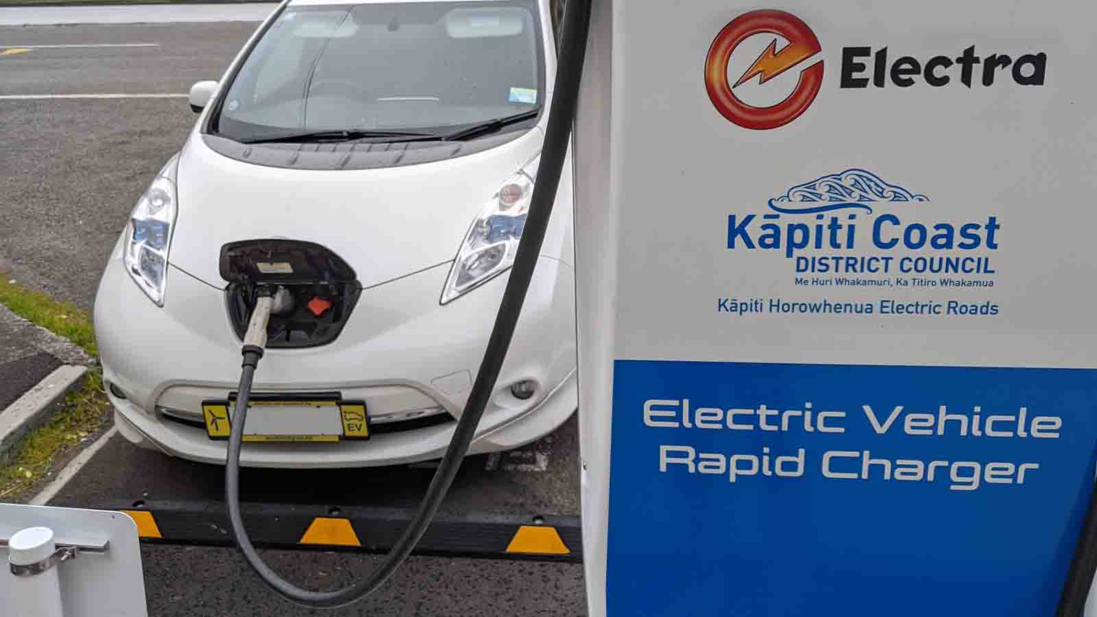 Electric vehicle connected to rapid charger